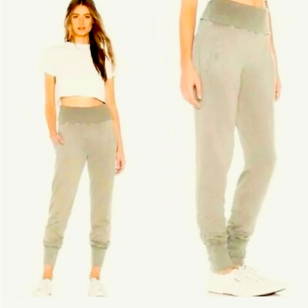 Young, Fabulous & Broke Moss Green High Waist Joggers. Size XS. SKU 419